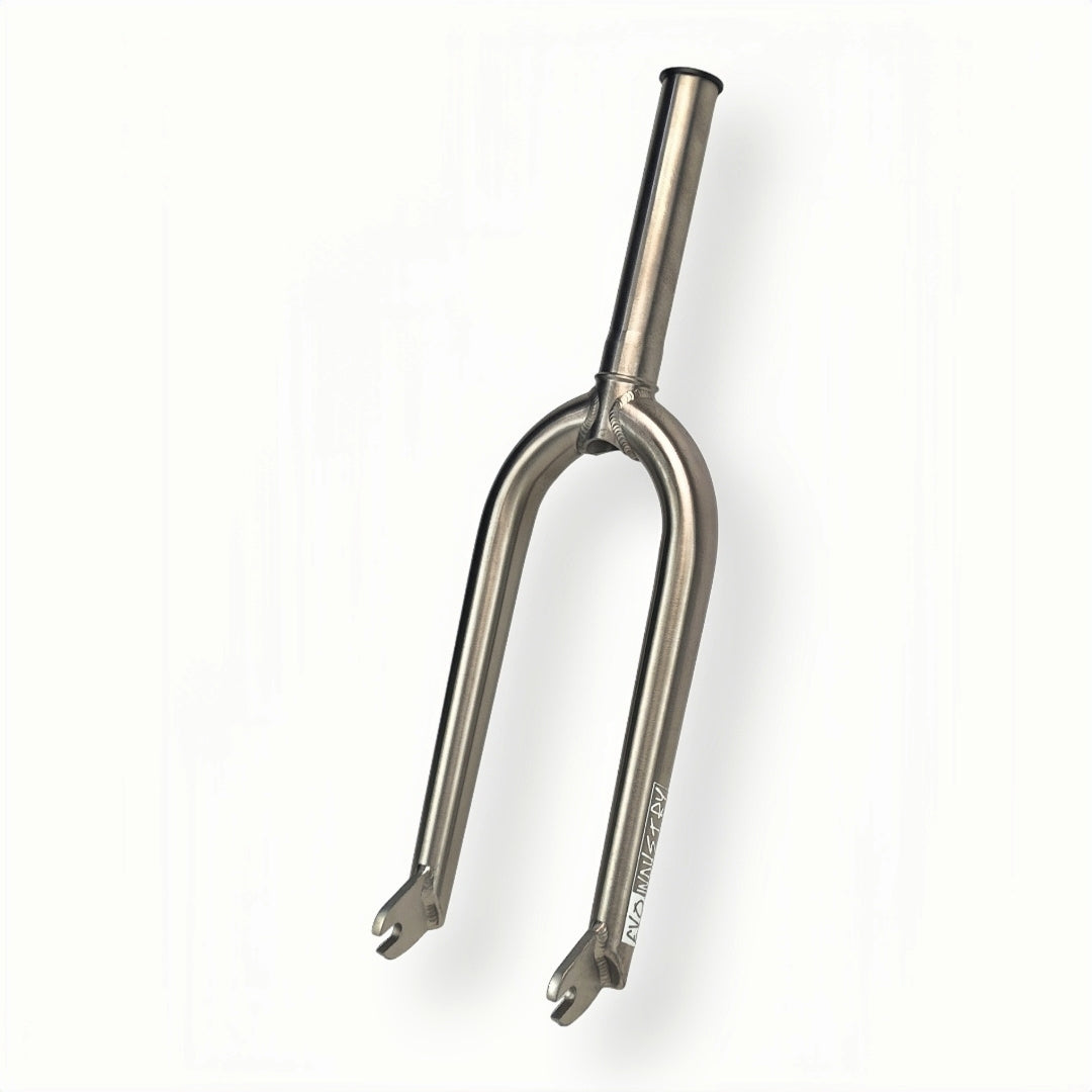 18" Titanium Fork